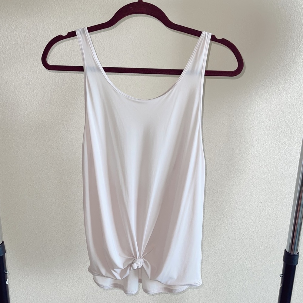 Lululemon tank-open back
